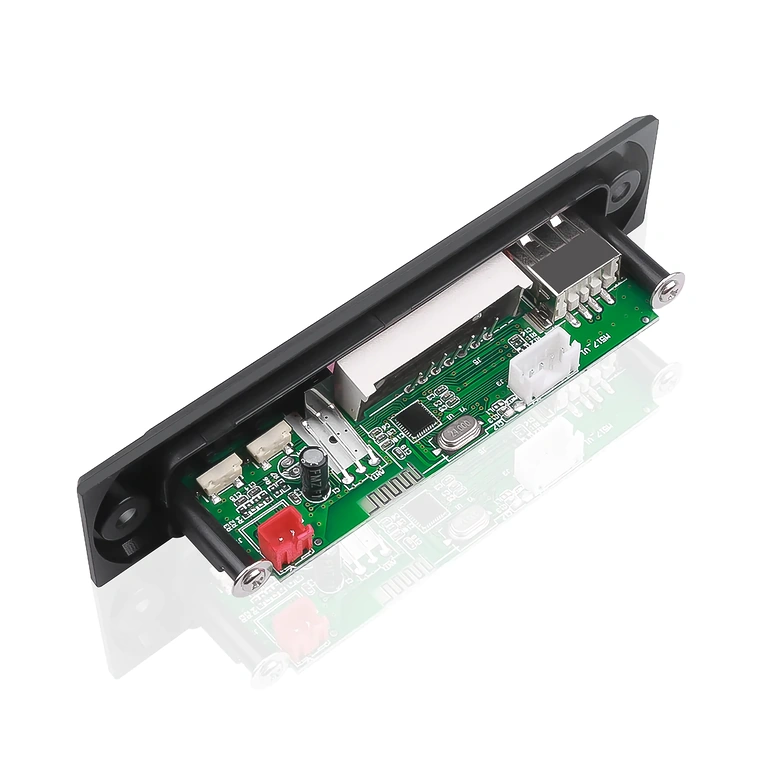 Módulo MP3 com porta USB para sistema de áudio automotivo Módulo MP3 com porta USB e controle remoto para sistema de áudio automotivo