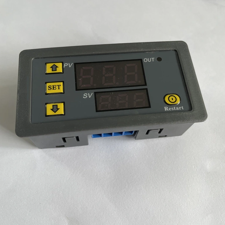 Temporizador digital 220V com múltiplas configurações Temporizador eletrônico programável com funções avançadas e display dual