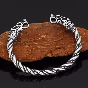 Pulseira Viking com Cabeça de Lobo – Modelo Gótico Inspirado na Série Vikings para Homens