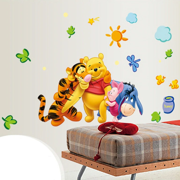 Adesivo decorativo com Winnie e seu amigo Piglet