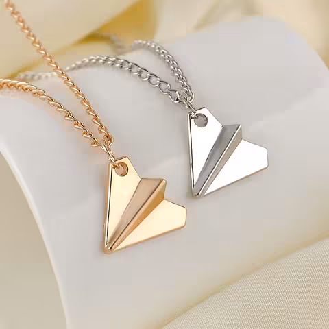Pingente Avião com Corrente – Medalhão Harry Styles One Direction para Fãs