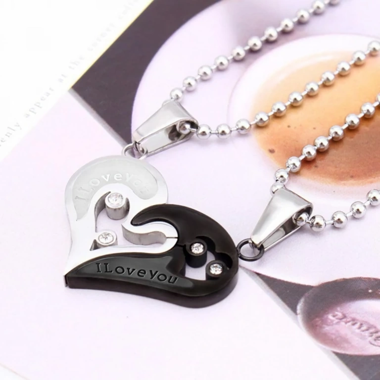 Colares de coração, presente ideal para casais