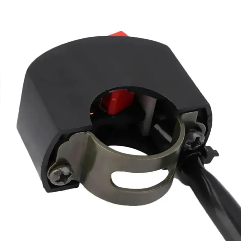 Botão interruptor para alternar luzes e acessórios ATV