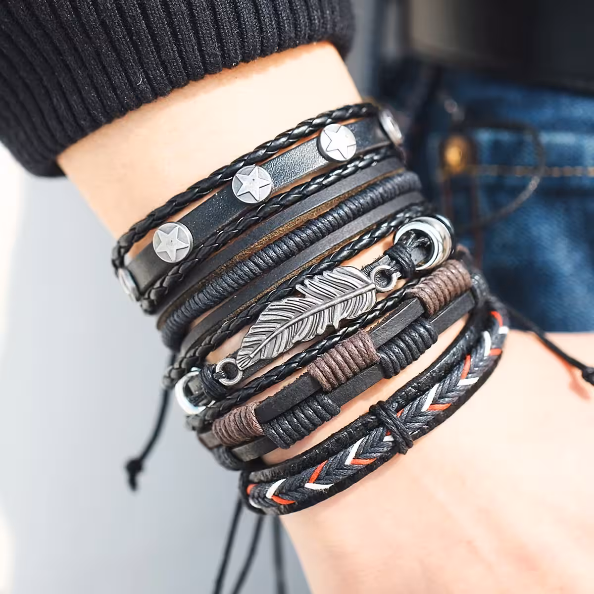 Pulseiras trançadas com várias camadas – couro natural, visual casual e moderno