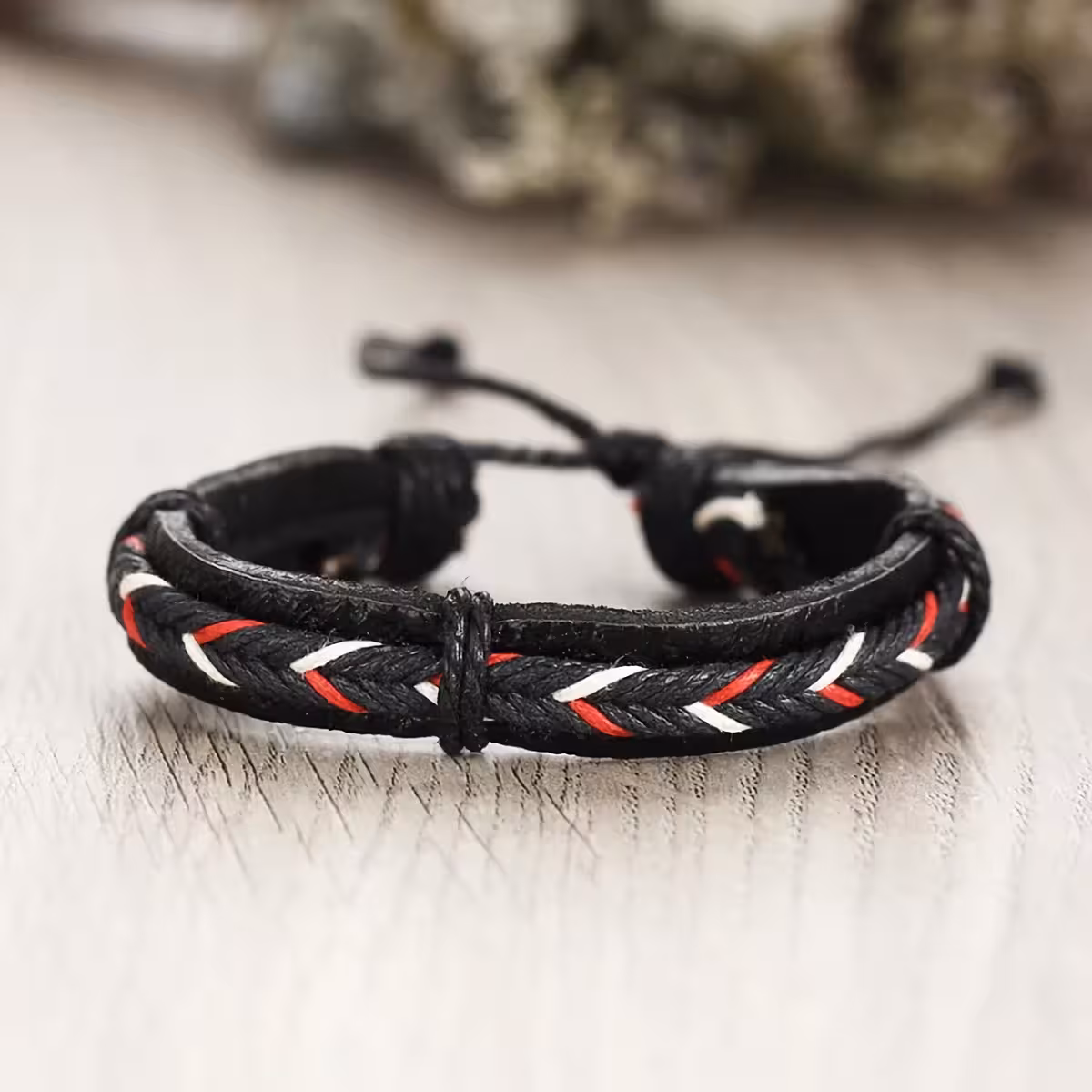Acessórios de luxo para homens – conjunto de pulseiras em couro natural