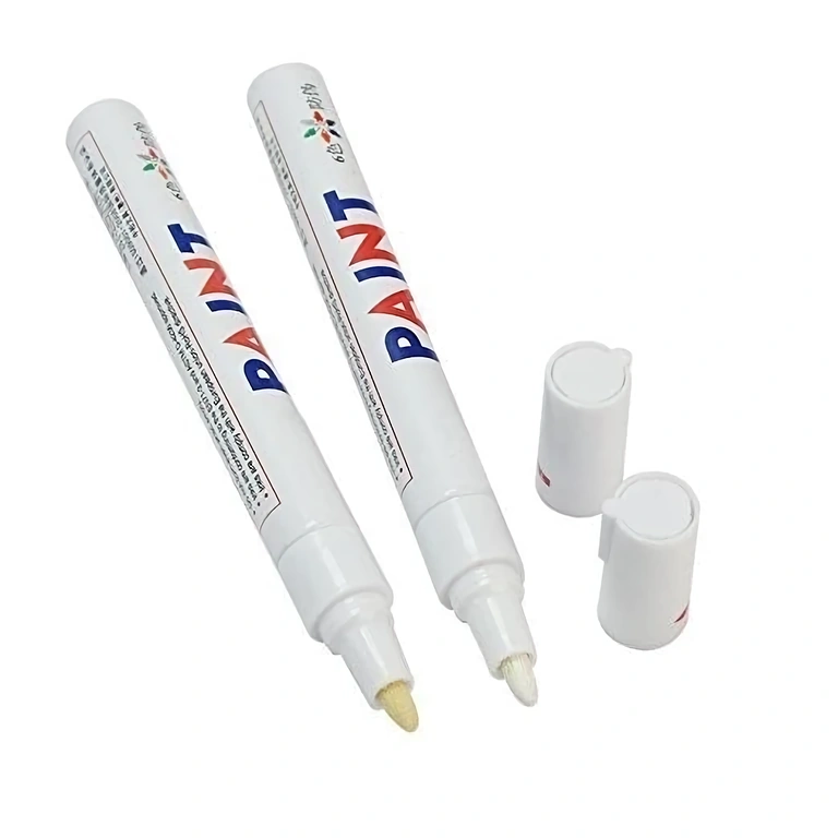 Marcador branco ideal para pneus de carros ou bicicletas
