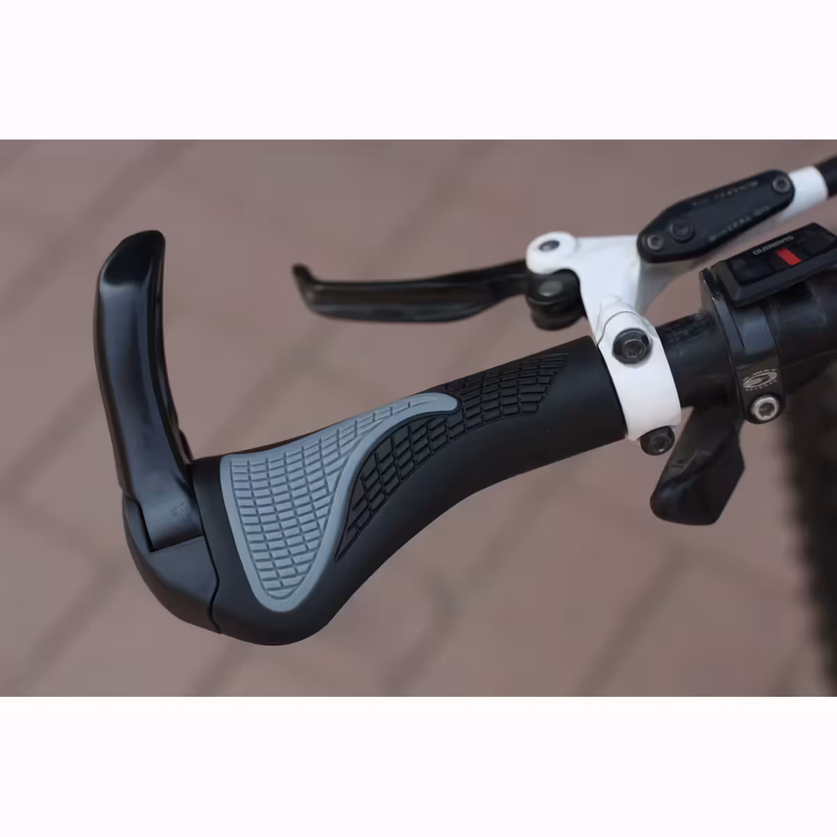 Manoplas para trajetos longos, reduzem vibrações e dores nas palmas