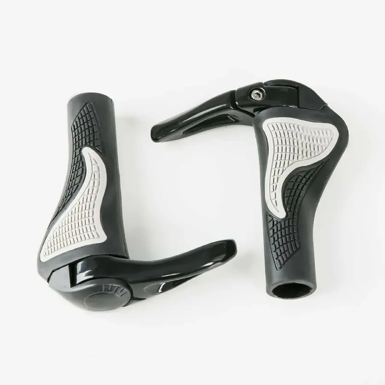 Manoplas pretas ergonômicas para MTB com sistema lock-on Manoplas de borracha preta, ergonômicas, com fixação lock-on para MTB