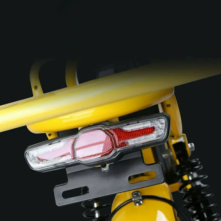 Luz de freio e sinalização para bicicleta elétrica Luz de freio com sinalizadores para e-bike ou patinete elétrico