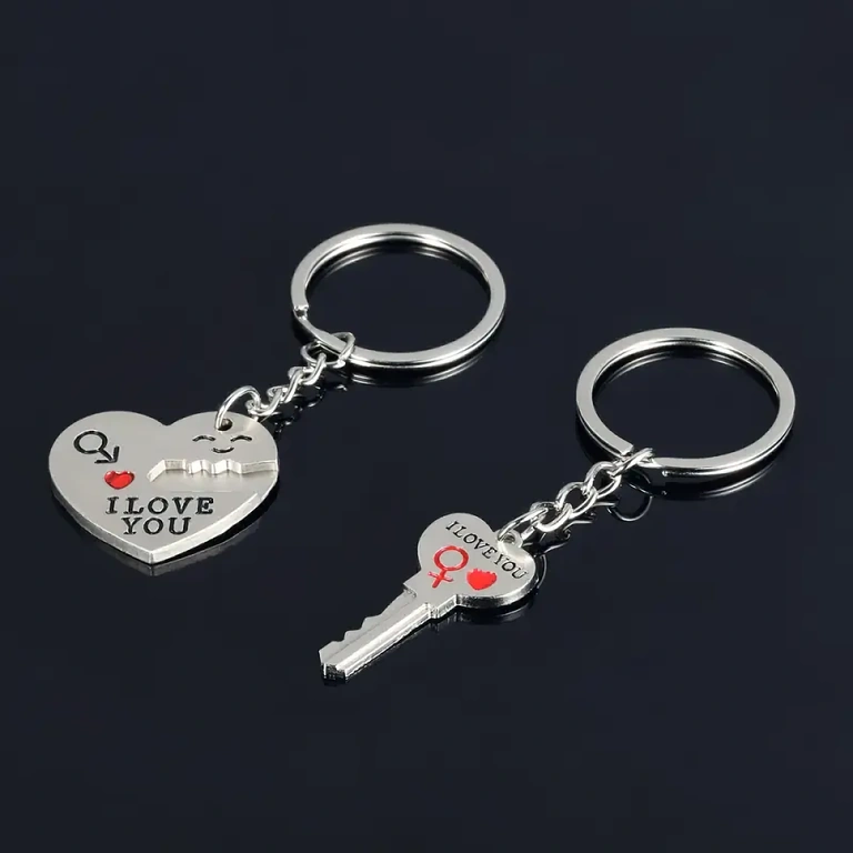 Conjunto de chaveiros coração e cadeado Acessórios fofos chaveiro – coração + chave