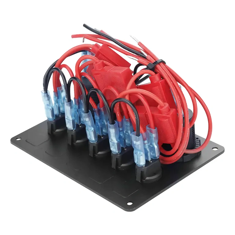 Painel automotivo resistente à água e poeira, com 5 botões Painel automotivo com proteção IP65, interruptores com fusíveis, ideal para ambientes úmidos ou empoeirados