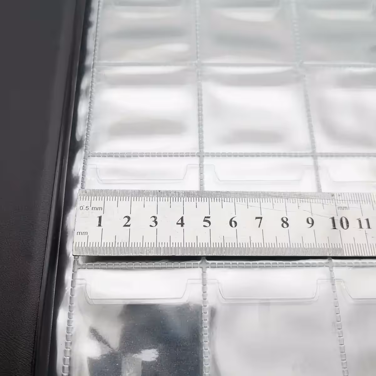 Álbum especial para colecionadores de moedas numismáticas