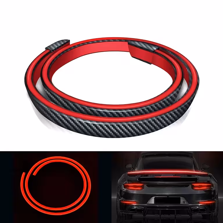 Spoiler Universal de Fibra de Carbono com Fita LED e Luz de Freio – Para Bagageiro e Vigia Traseira