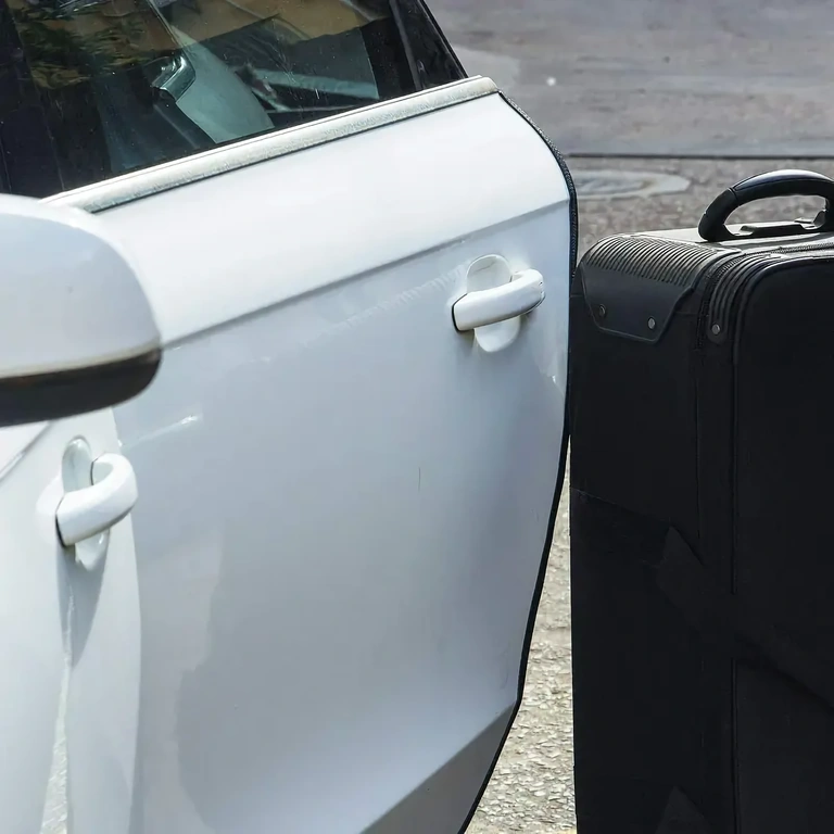 Fita de borracha para vedação lateral das portas do carro