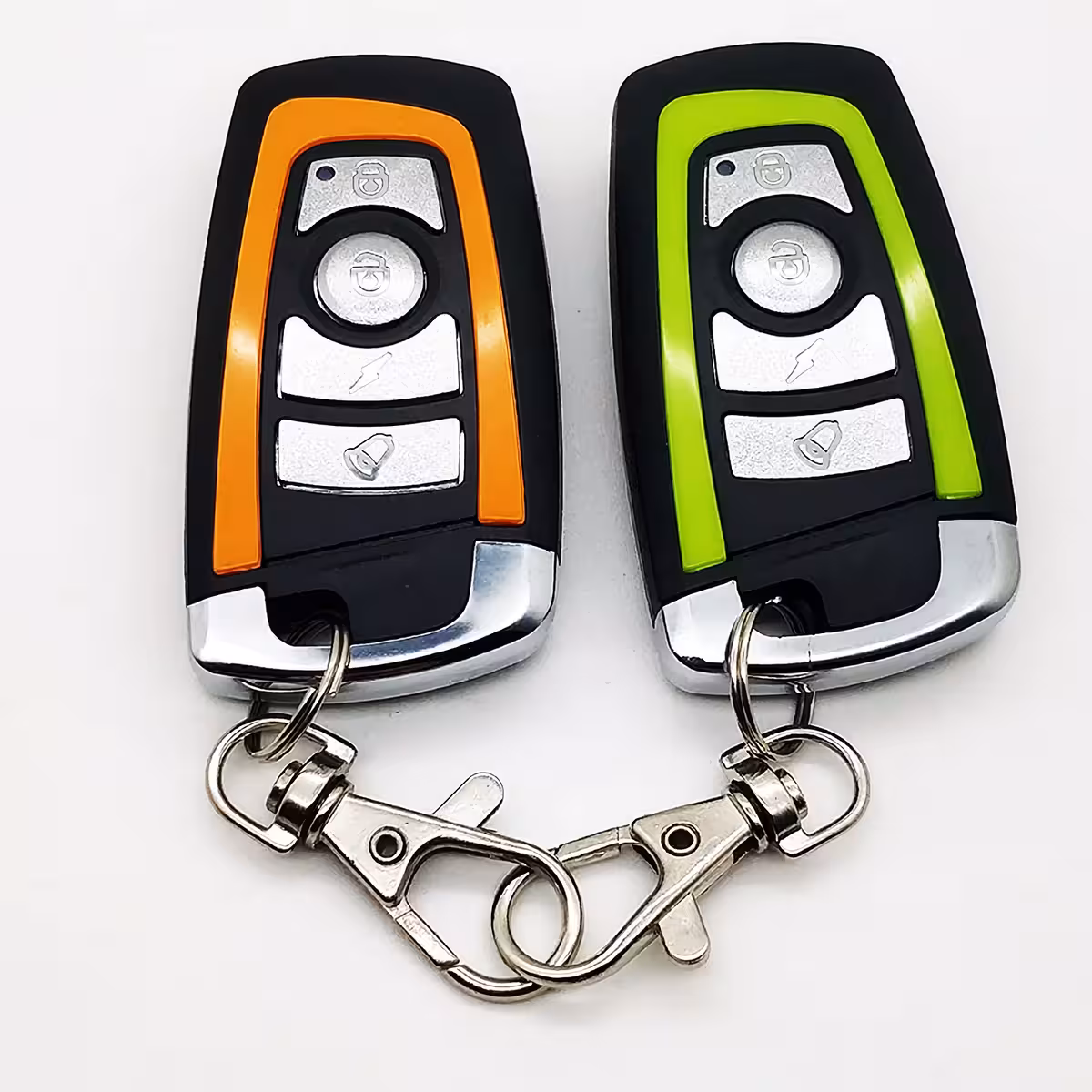 Pacote com dois controles remotos para o sistema antifurto