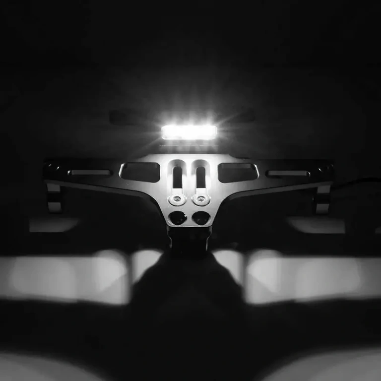 Suporte de placa de moto preto com design moderno