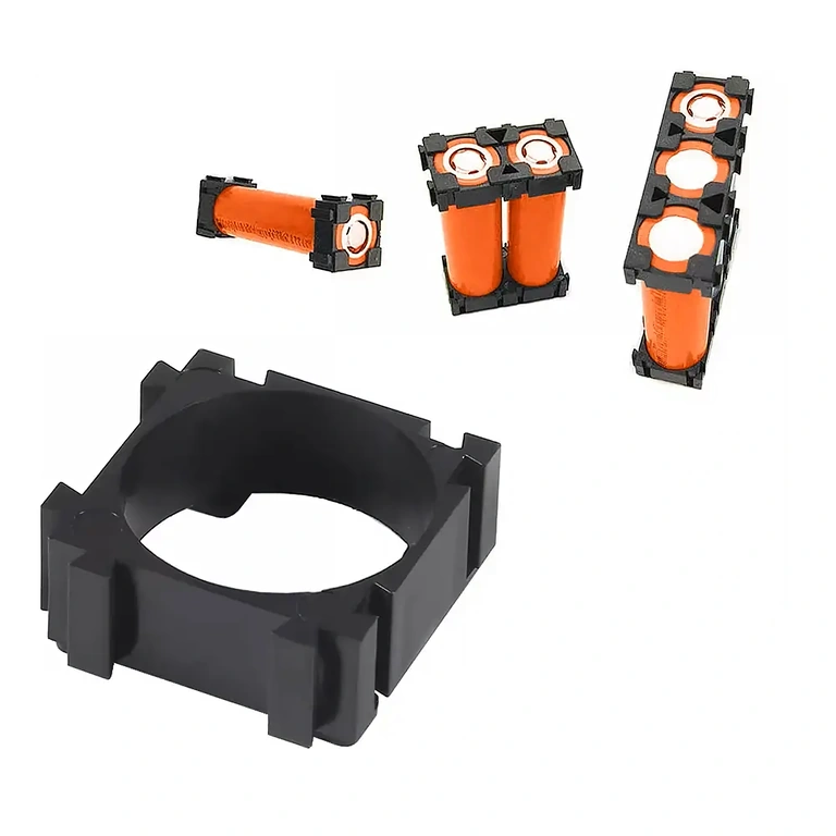 Close-up de um suporte modular para células 18650 Detalhe em close-up de um suporte modular para célula 18650