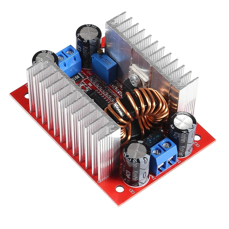Vista superior do módulo Step-up Boost DC 400W, com detalhes da tensão de entrada (DC 8,5V-50V)