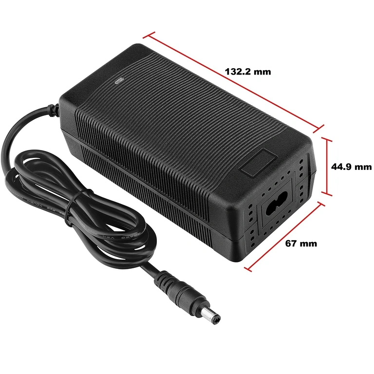 Carregador de baterias Li-Ion 48V Carregador Li-Ion 48V 2A para veículos elétricos, com proteção e indicador LED