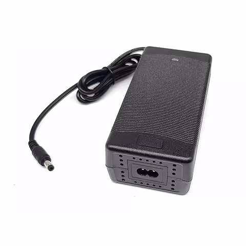 Carregador 52V Li-Ion (58,8V) 2A para scooter e bicicleta elétrica – carregamento rápido