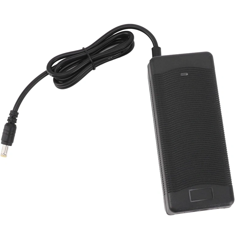 Conector DC 2,1×5,5 mm para carregador Li-Ion 21V 2A – compatível com baterias Li-Ion 18V e ferramentas portáteis