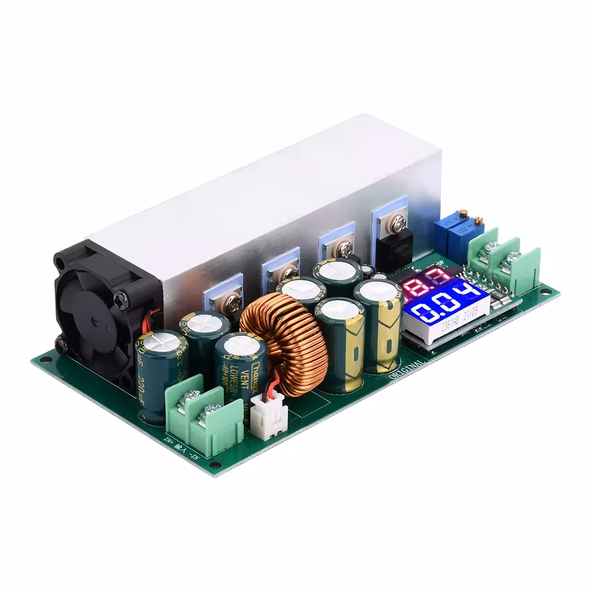 Vista lateral direita do módulo Buck DC12–80V 20A