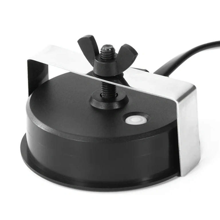 Indicador digital – ligações por cabos Vista dos cabos e conectores do indicador digital, visor de voltímetro e porcentagem de bateria, compatível com Li-ion e LiFePO4 12V–72V