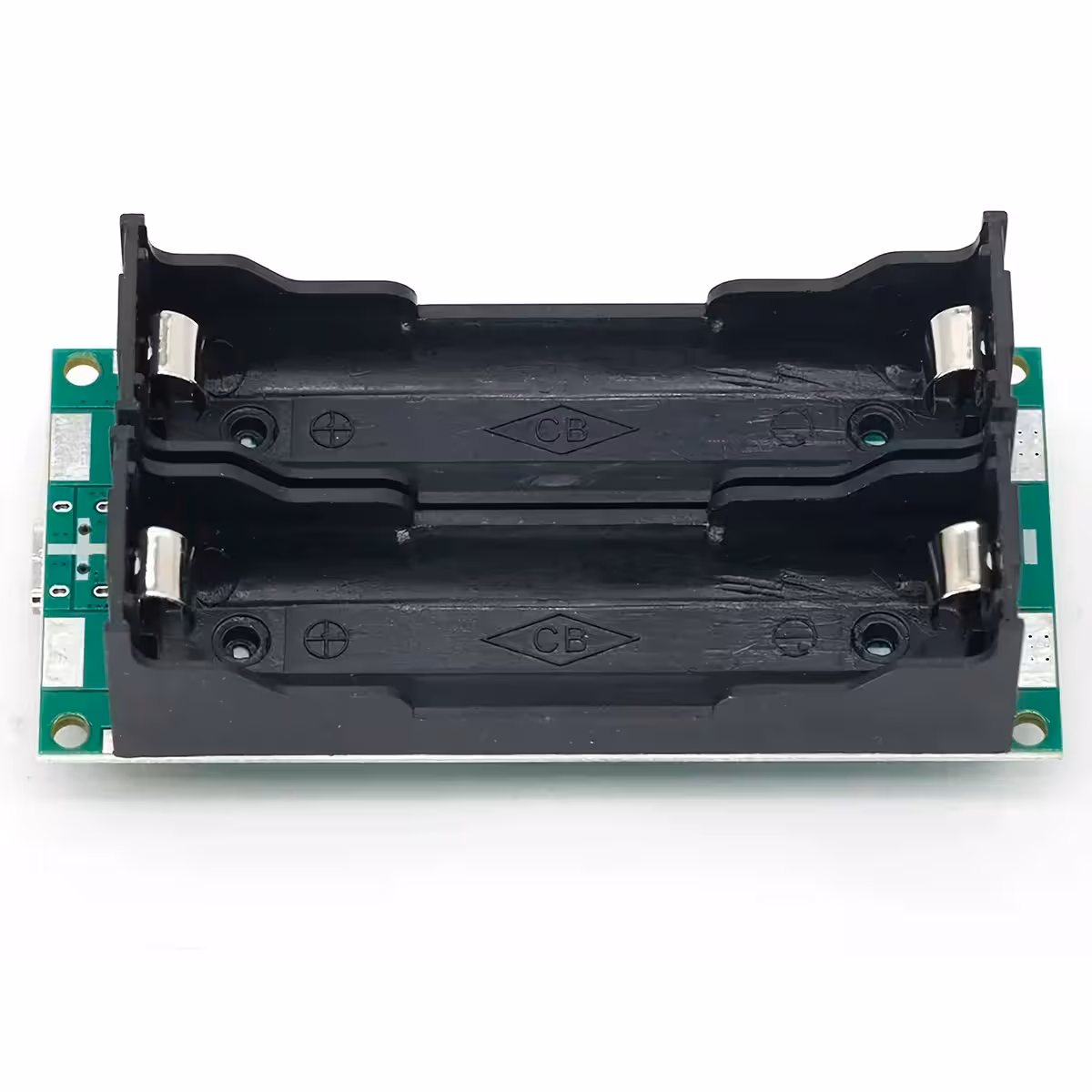 Porta Type-C do módulo UPS Mini, usada para carregar baterias 18650