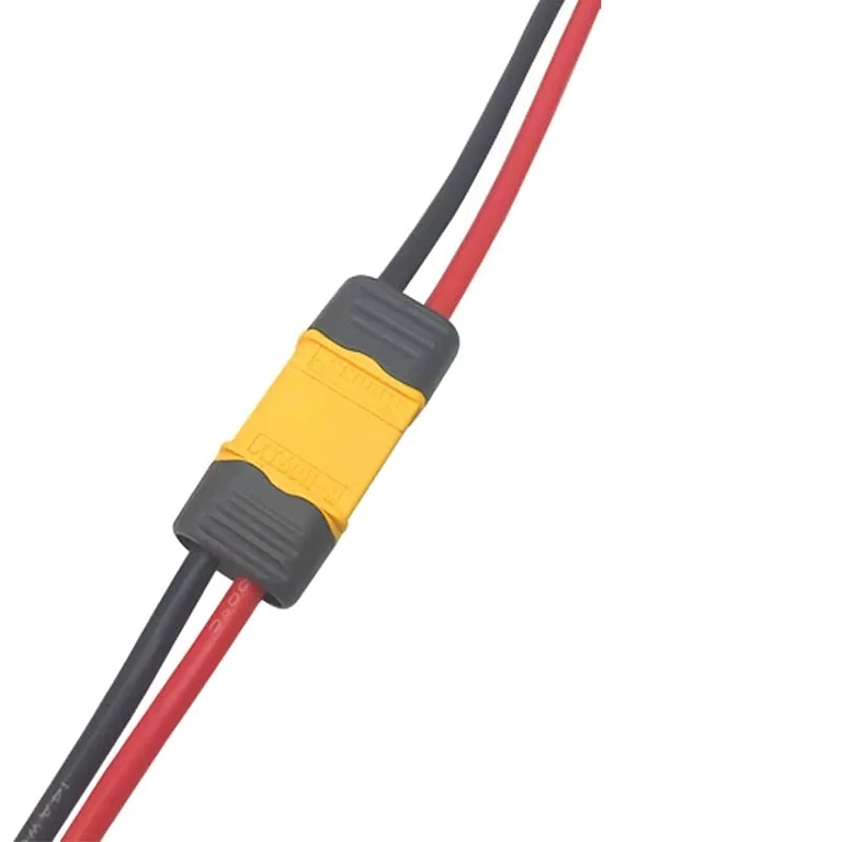 Teste de flexão do cabo 12AWG no par de conectores XT60 fêmea + macho, flexibilidade e resistência